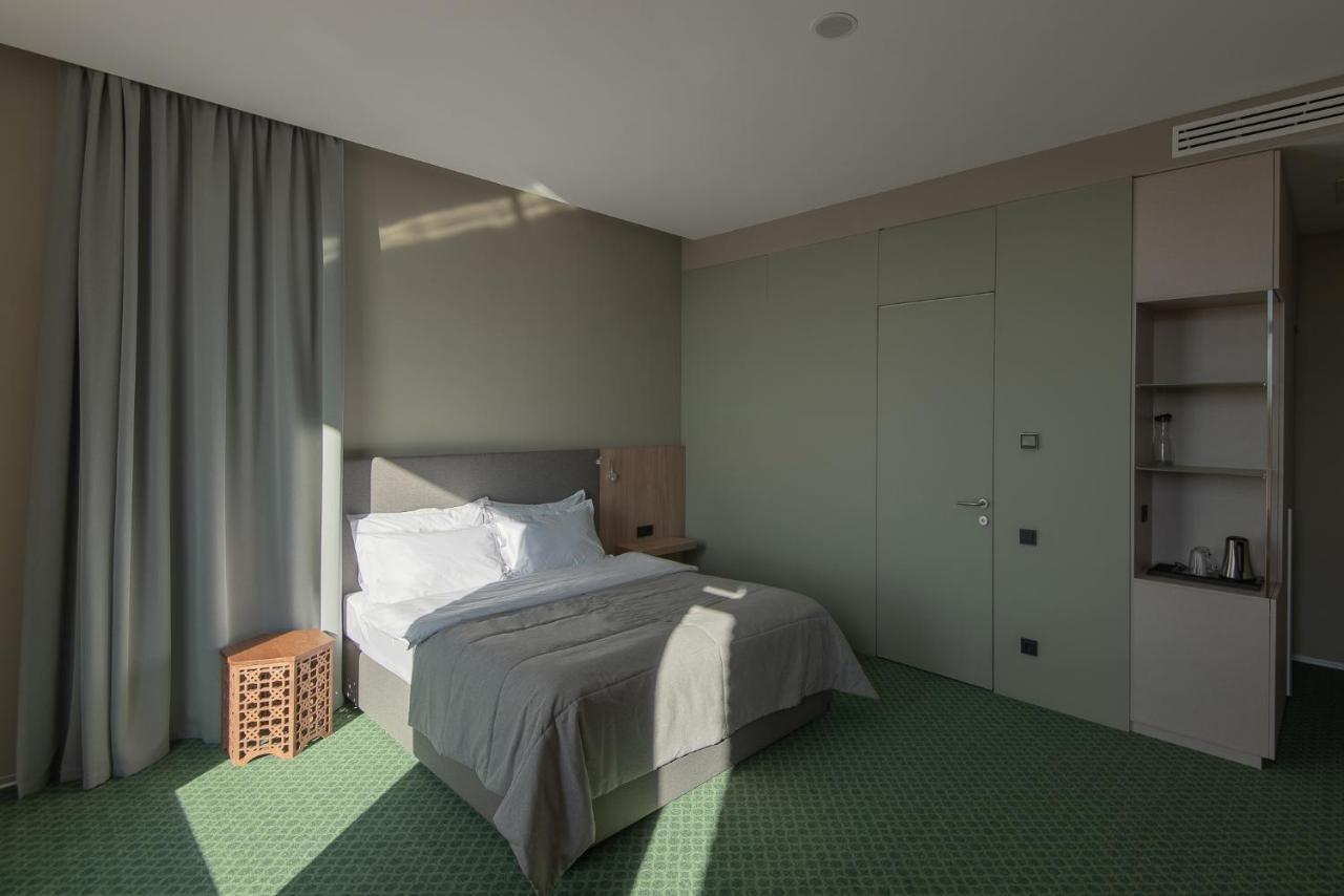 Shambala Wellness Club Hotel Rozhny Luaran gambar