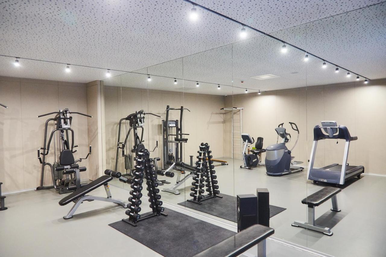 Shambala Wellness Club Hotel Rozhny Luaran gambar