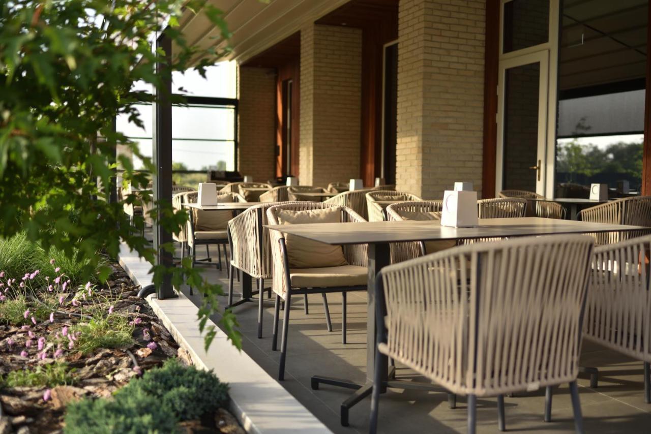 Shambala Wellness Club Hotel Rozhny Luaran gambar