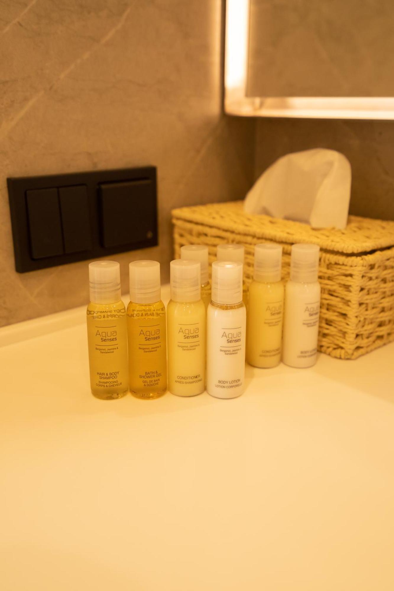 Shambala Wellness Club Hotel Rozhny Luaran gambar